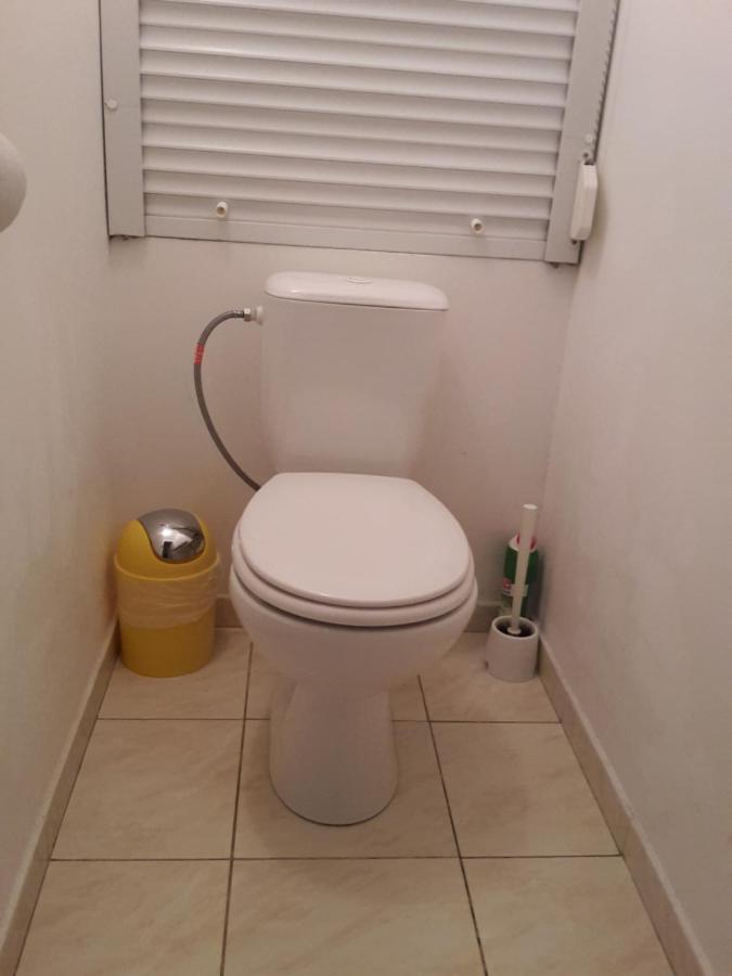 Apartman Bystrica City & Parking Banska Bystrica Bagian luar foto